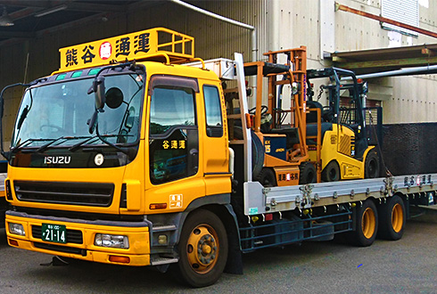 重機運搬トラック